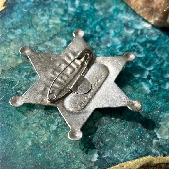Vintage Silver Sheriff Badge - Picture 5 of 6